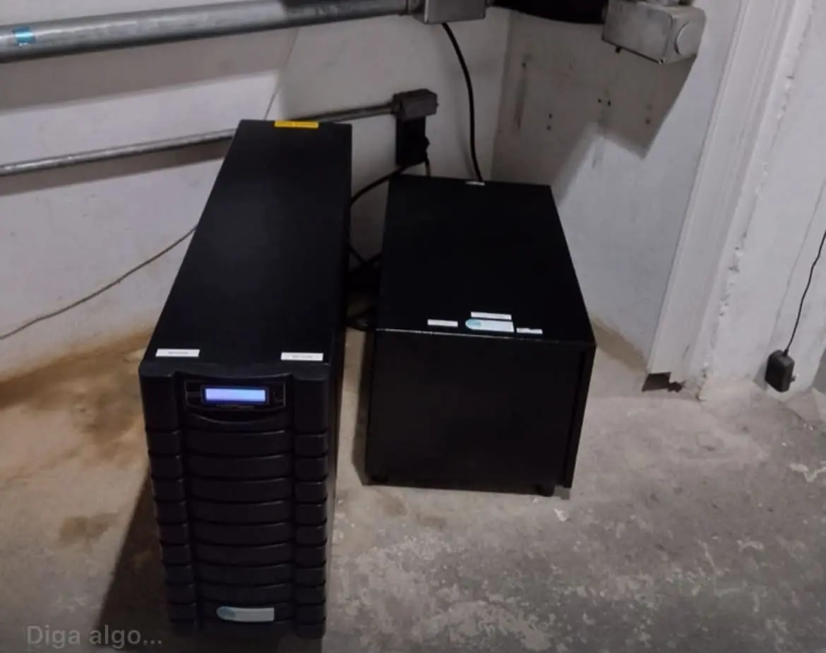 Equipamento Engemoura instalado em portaria de condomínio - foto 3