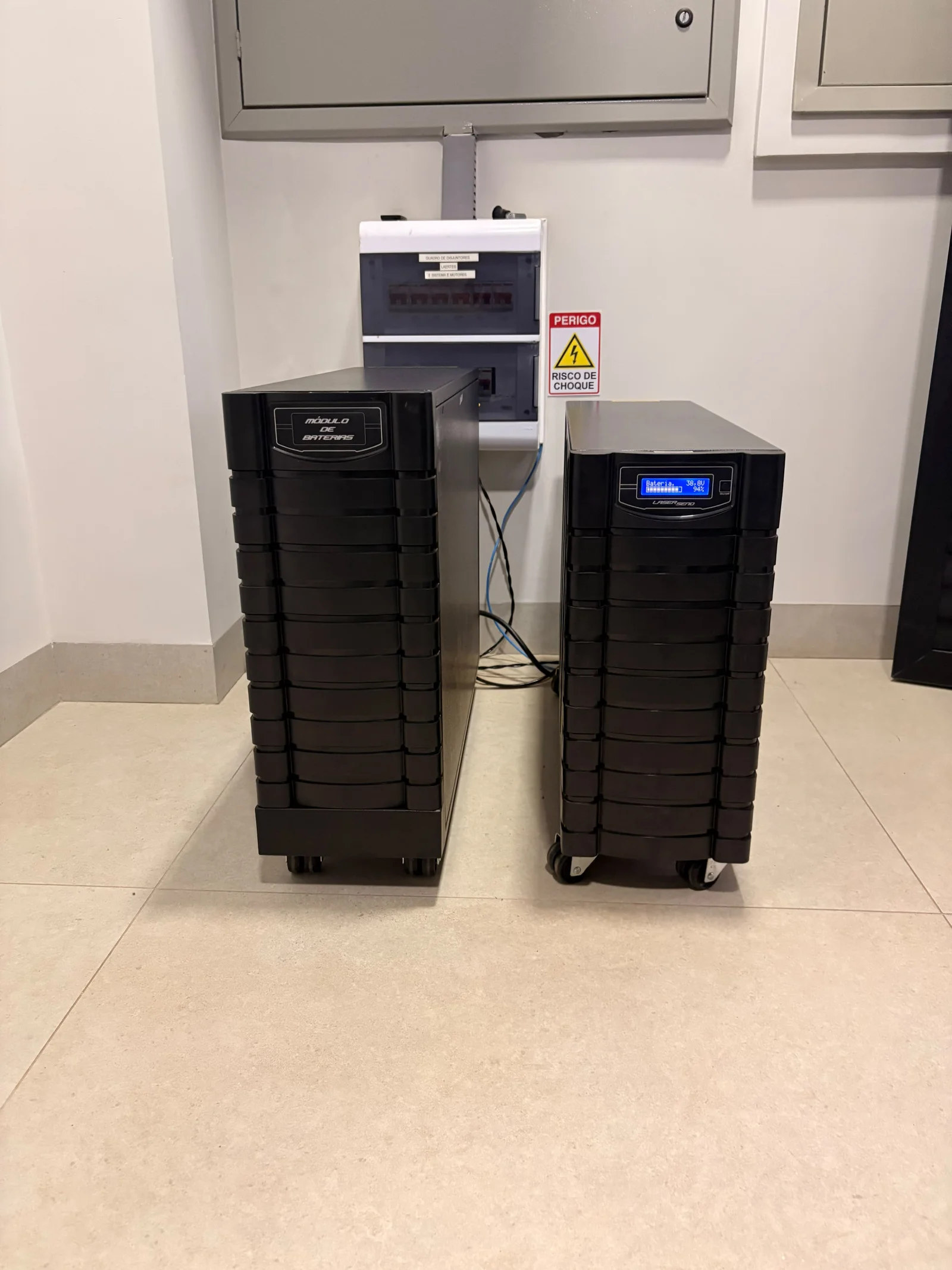 Equipamento Engemoura instalado em portaria de condomínio - foto 18